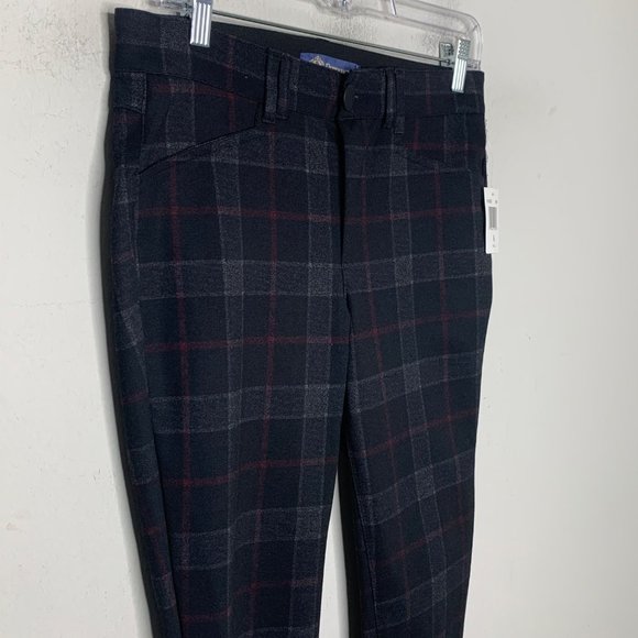 Democracy Black Skinny Pants - Picture 6 of 9